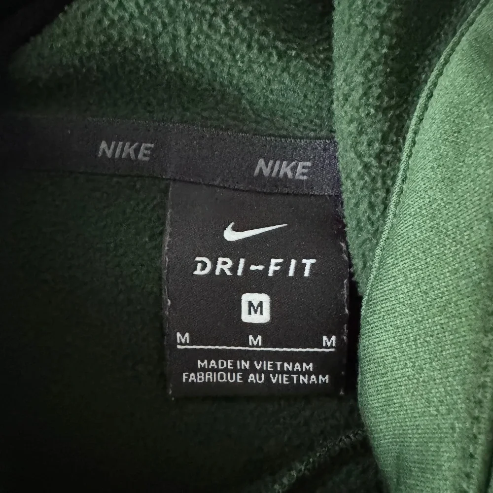 Nike DriFit Hoodie Men M Green Camo Print Performance Stretch Athletic Pullover